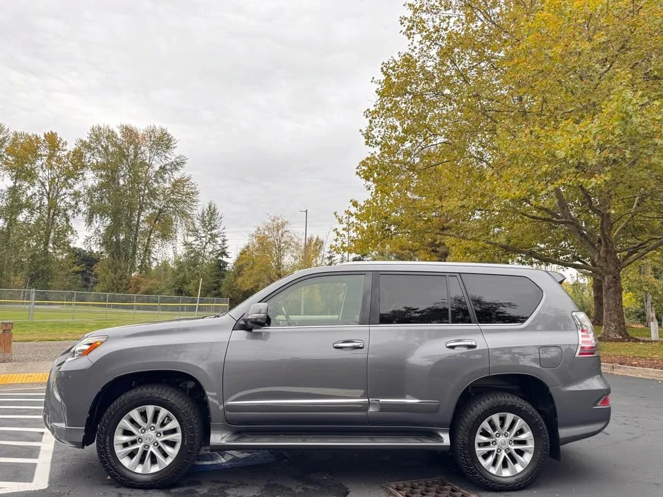 2015 Lexus GX 2nd Gen - Image 4 of 15