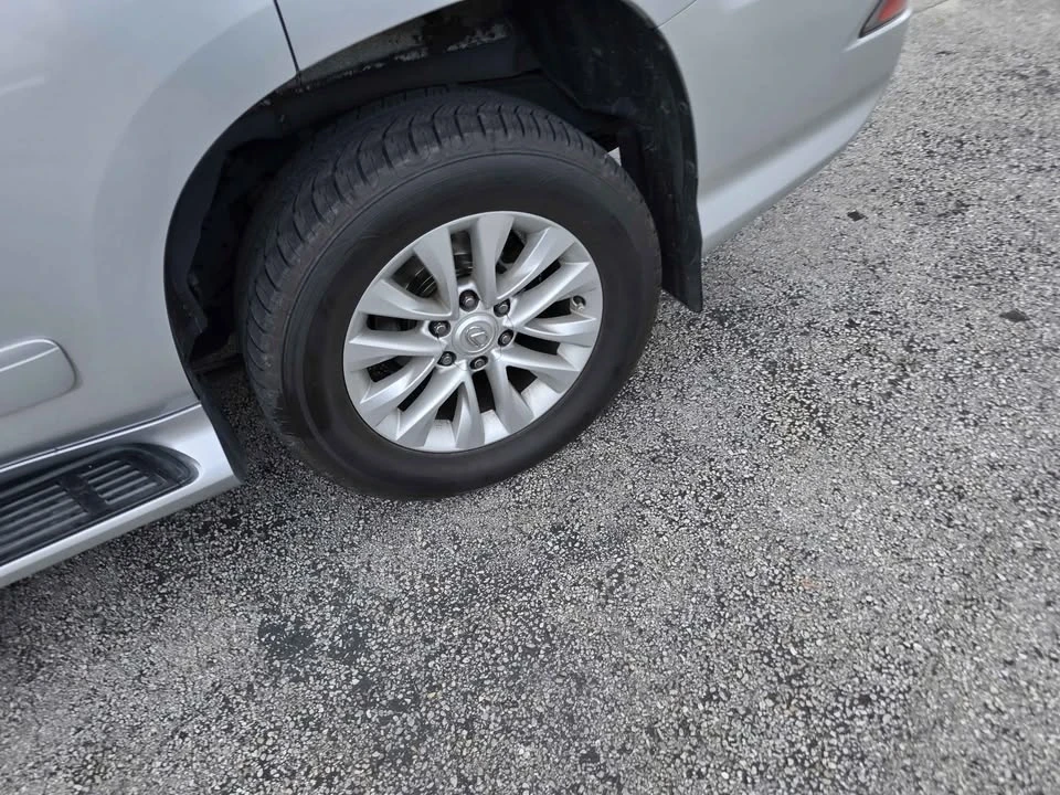 2015 Lexus GX 2nd Gen - Image 9 of 13