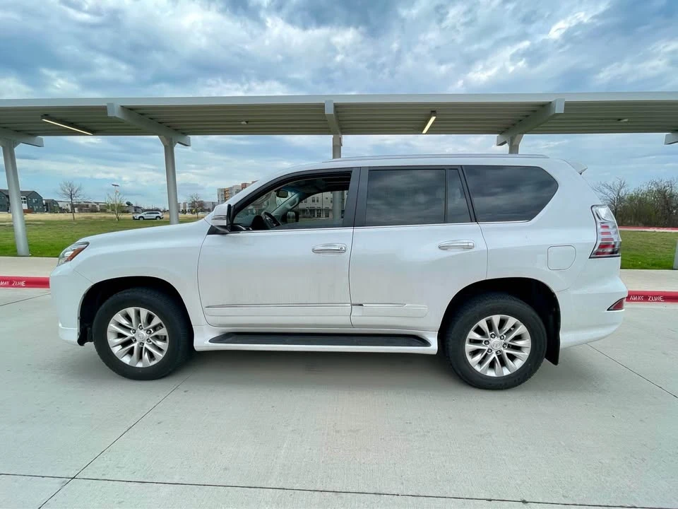 2015 Lexus GX 2nd Gen - Image 2 of 11