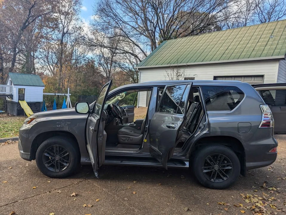 2015 Lexus GX 2nd Gen - Image 2 of 11
