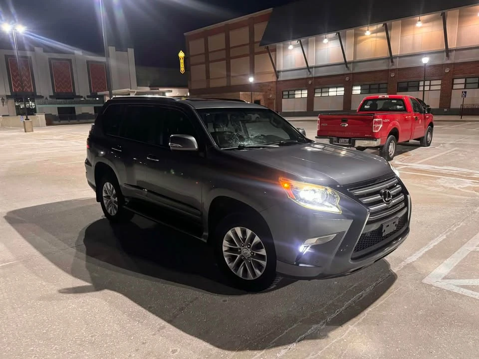 2015 Lexus GX 2nd Gen - Image 2 of 11