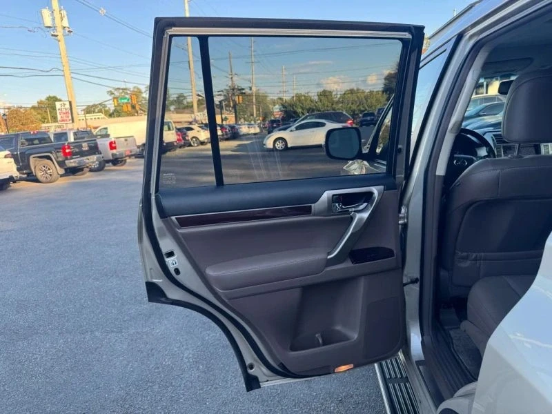2015 Lexus GX 2nd Gen - Image 11 of 12