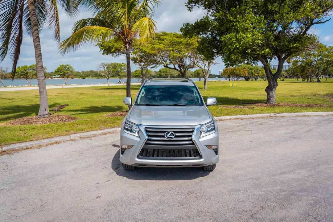 2015 Lexus GX 2nd Gen - Image 4 of 31
