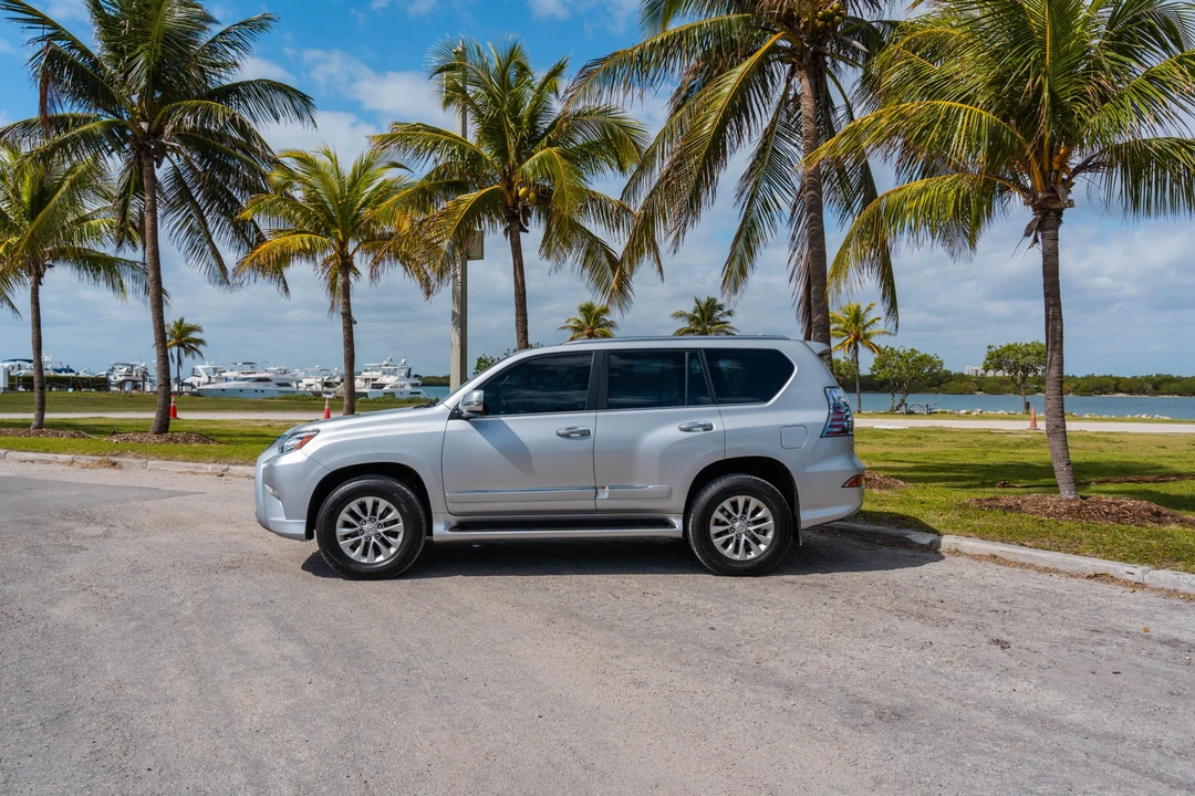 2015 Lexus GX 2nd Gen - Image 11 of 31