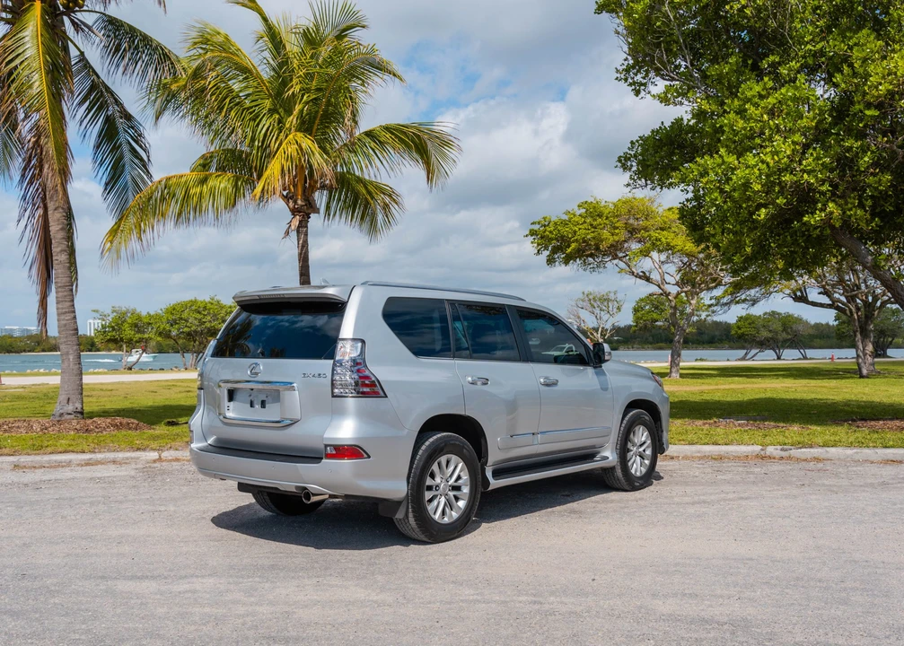2015 Lexus GX 2nd Gen - Image 20 of 31