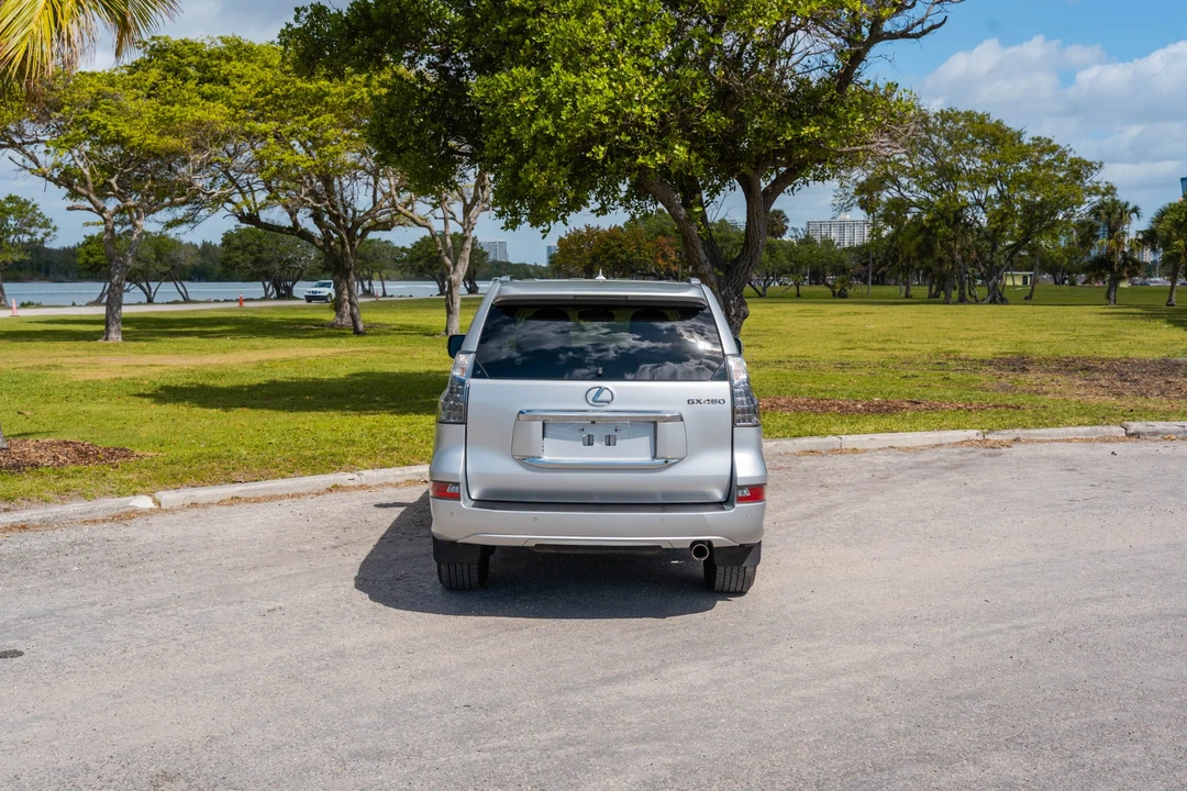 2015 Lexus GX 2nd Gen - Image 17 of 31