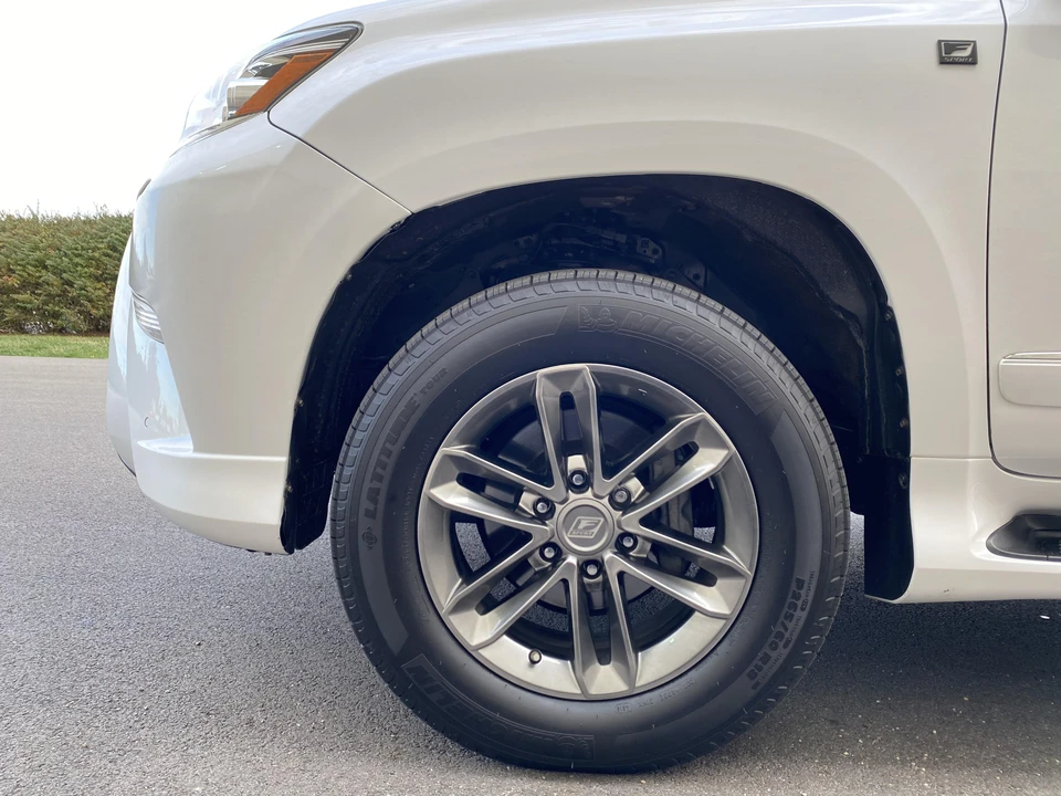 2015 Lexus GX 2nd Gen - Image 20 of 31