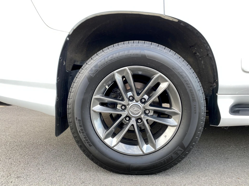2015 Lexus GX 2nd Gen - Image 25 of 31