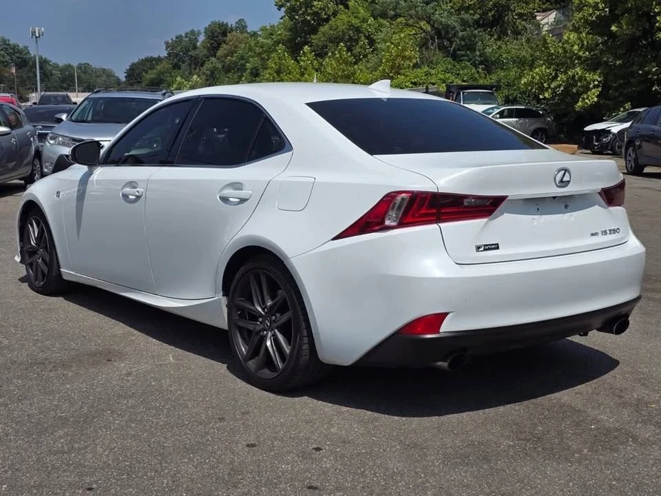 2015 Lexus IS 3rd Gen - Image 8 of 20
