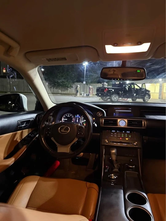 2015 Lexus IS 3rd Gen - Image 6 of 9