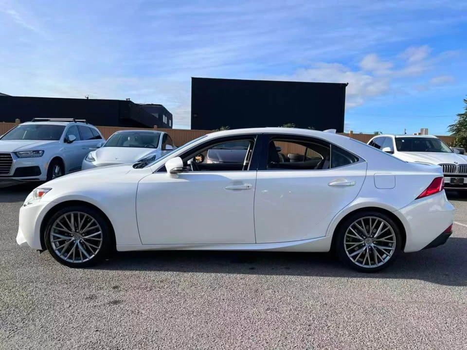 2015 Lexus IS 3rd Gen - Image 5 of 12