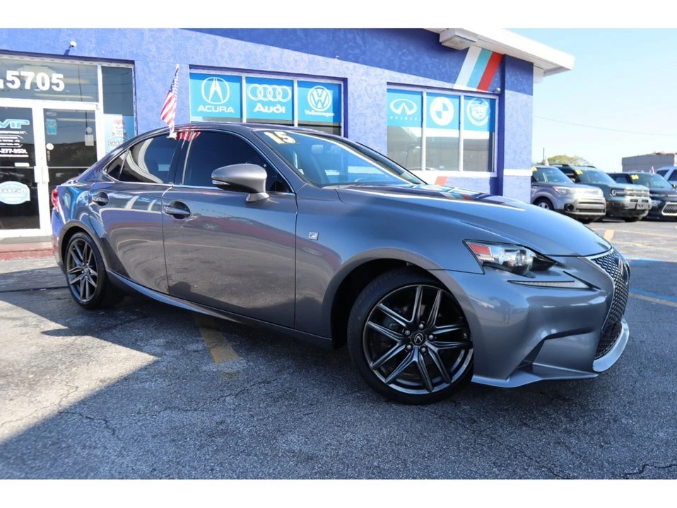 2015 Lexus IS 3rd Gen - Image 4 of 20