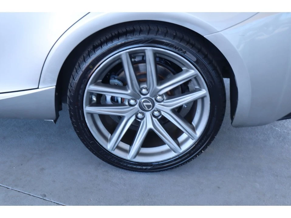 2015 Lexus IS 3rd Gen - Image 11 of 20