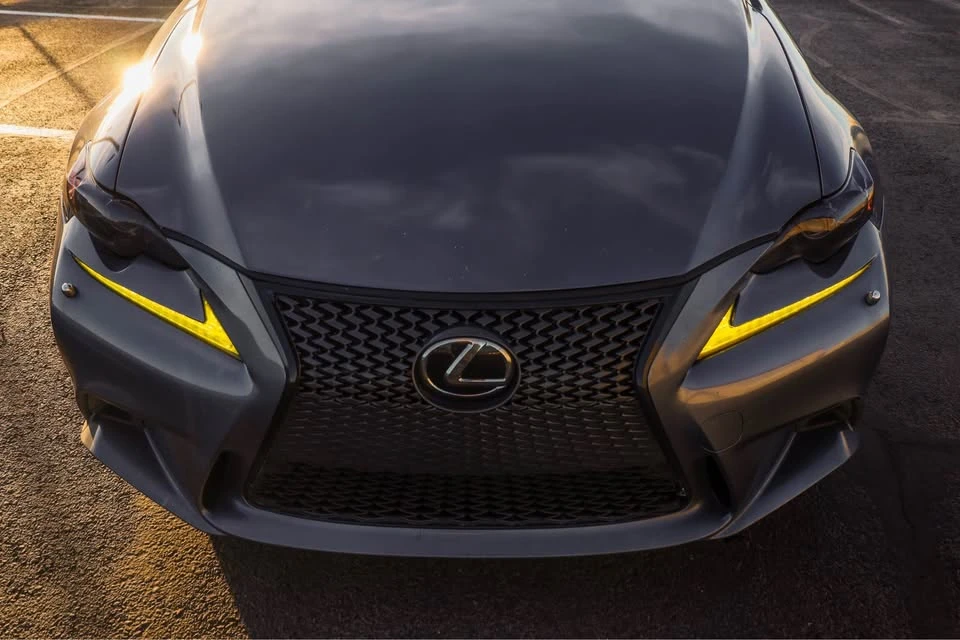 2015 Lexus IS 3rd Gen - Image 5 of 8