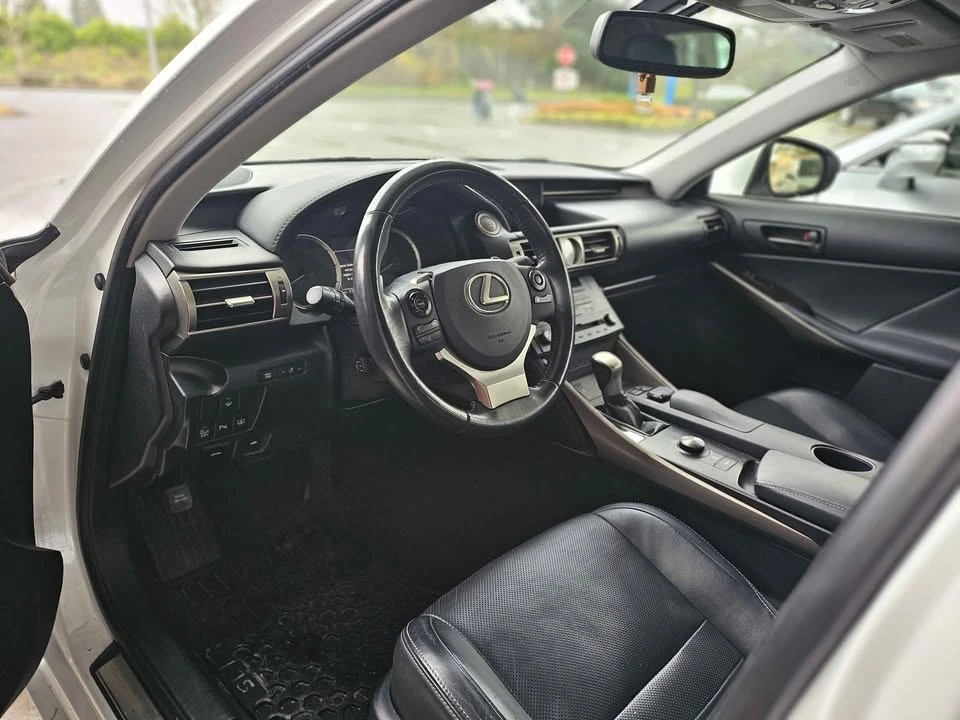 2015 Lexus IS 3rd Gen - Image 6 of 16