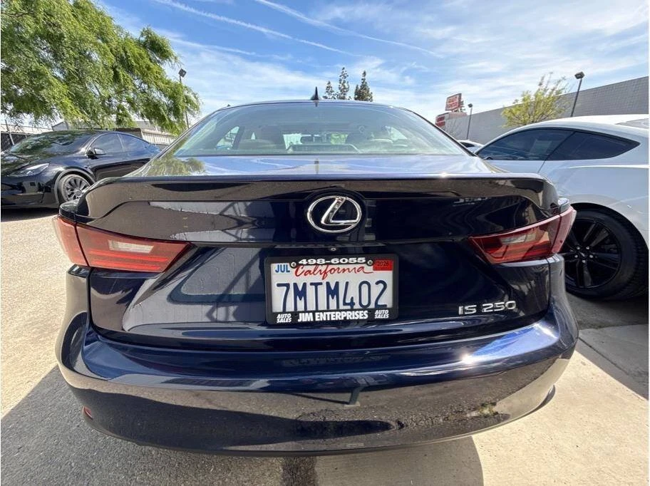 2015 Lexus IS 3rd Gen - Image 4 of 15