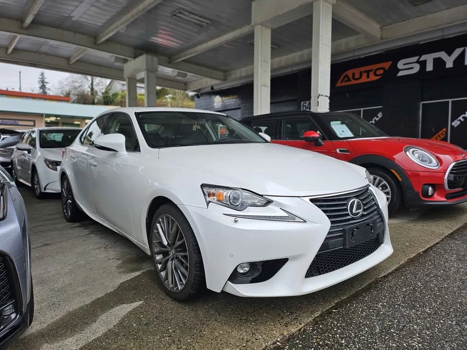 2015 Lexus IS 3rd Gen - Image 3 of 16