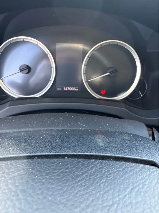 2015 Lexus IS 3rd Gen - Image 6 of 12