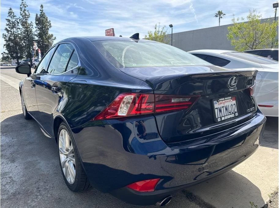 2015 Lexus IS 3rd Gen - Image 5 of 15