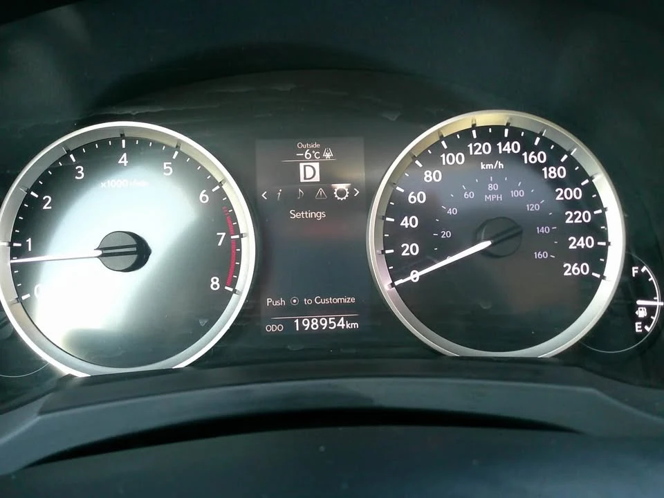 2015 Lexus IS 3rd Gen - Image 11 of 12