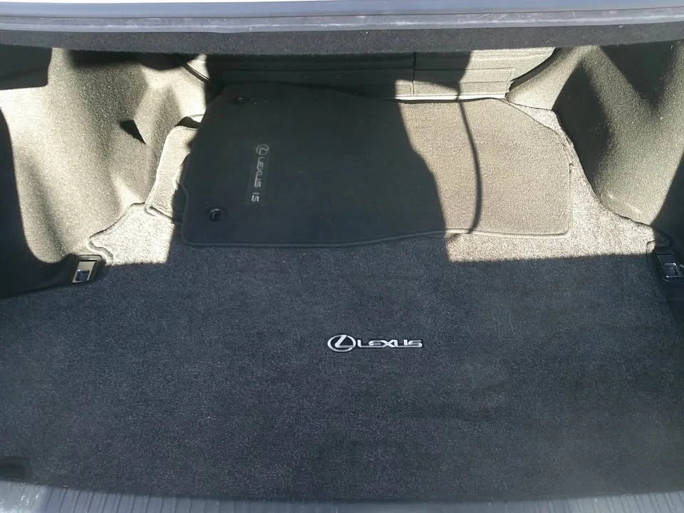 2015 Lexus IS 3rd Gen - Image 8 of 12