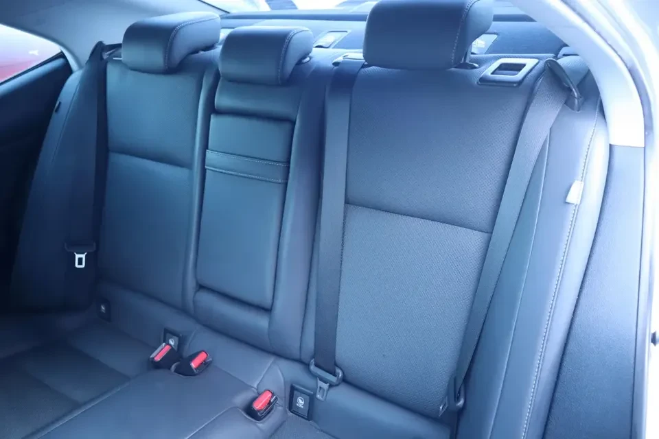 2015 Lexus IS 3rd Gen - Image 6 of 7