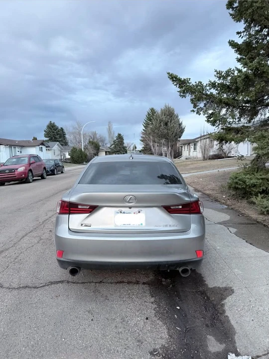 2015 Lexus IS 3rd Gen - Image 4 of 9