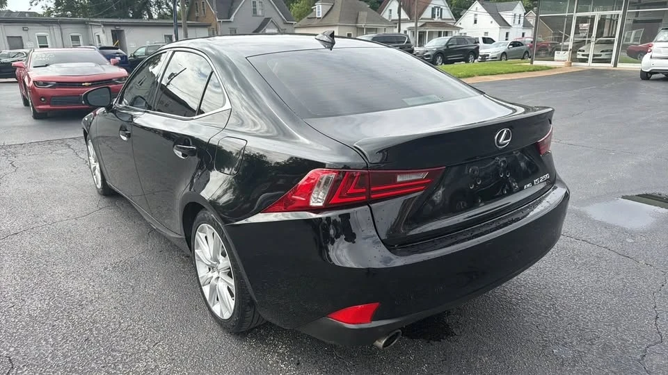 2015 Lexus IS 3rd Gen - Image 5 of 13