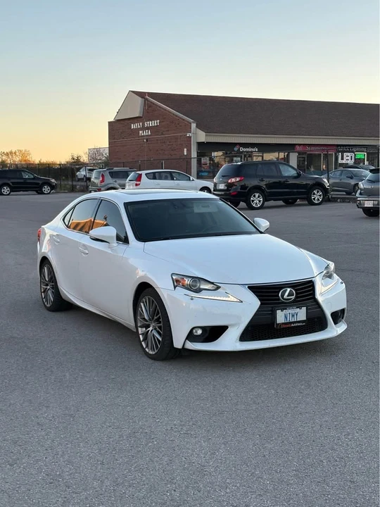 2015 Lexus IS 3rd Gen - Image 8 of 13