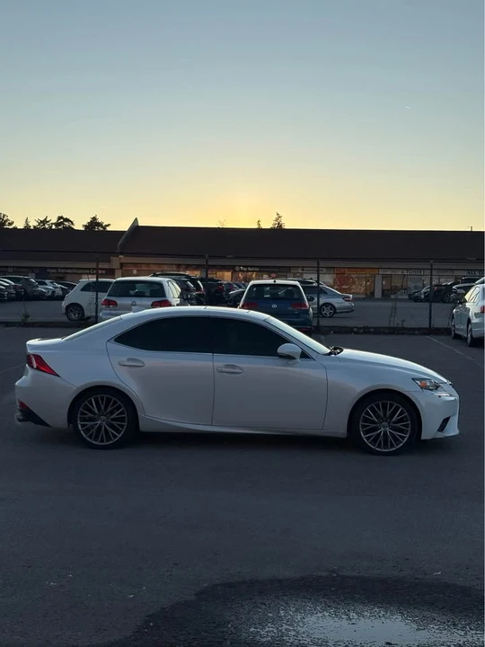 2015 Lexus IS 3rd Gen - Image 7 of 13
