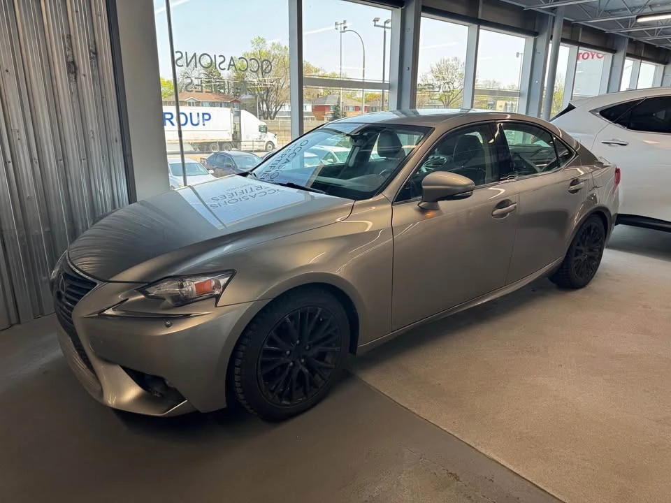 2015 Lexus IS 3rd Gen - Image 2 of 10