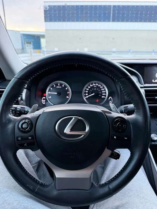 2015 Lexus IS 3rd Gen - Image 7 of 11