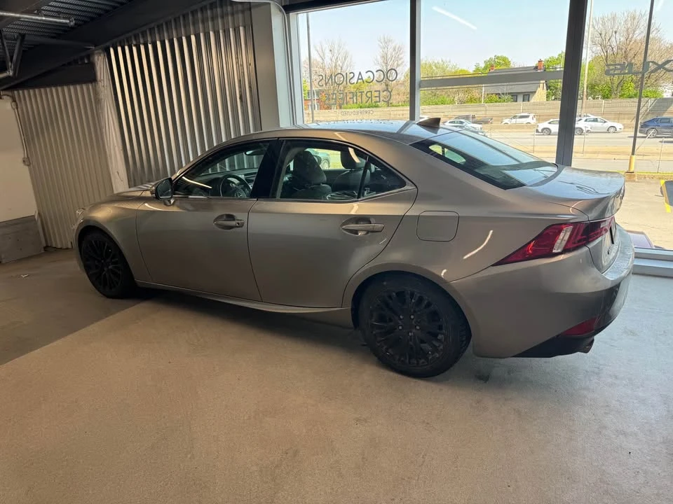 2015 Lexus IS 3rd Gen - Image 4 of 10
