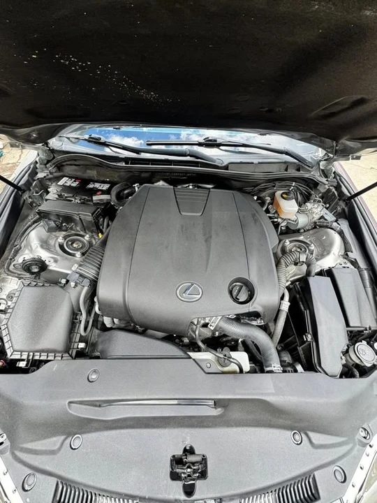 2015 Lexus IS 3rd Gen - Image 19 of 20