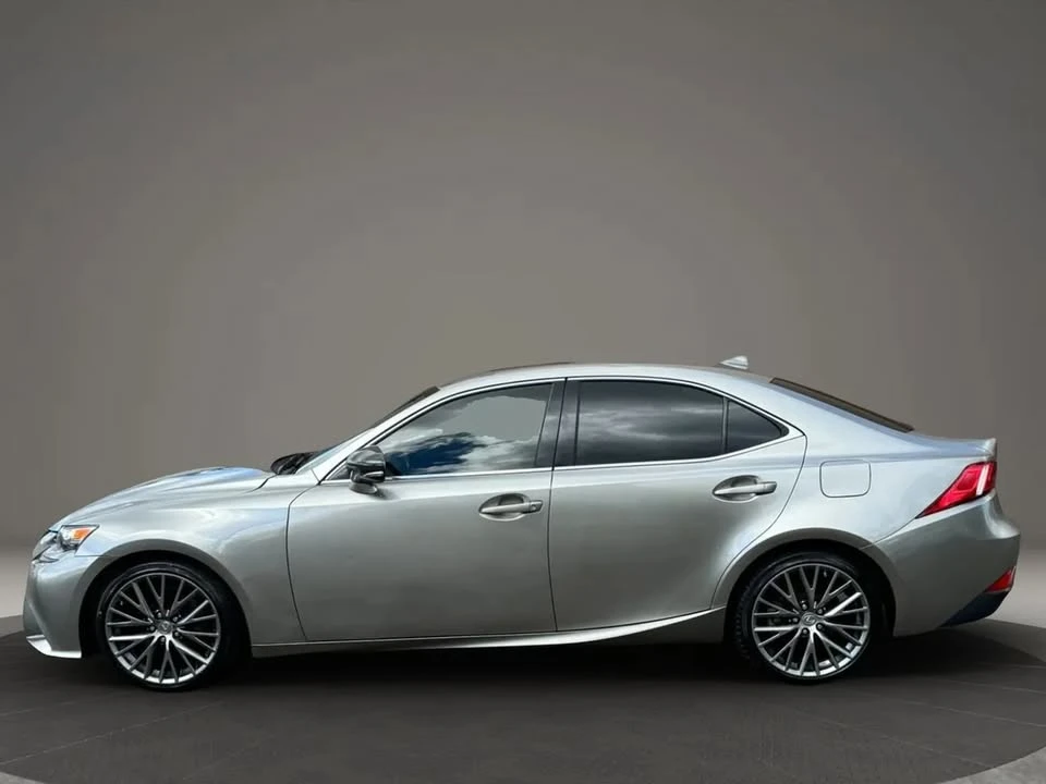 2015 Lexus IS 3rd Gen - Image 8 of 20