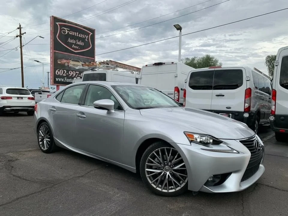 2015 Lexus IS 3rd Gen - Image 9 of 20