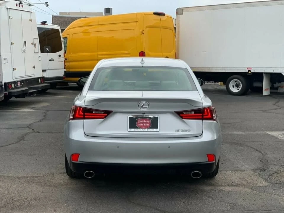 2015 Lexus IS 3rd Gen - Image 15 of 20
