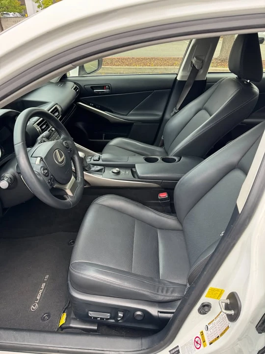 2015 Lexus IS 3rd Gen - Image 14 of 19
