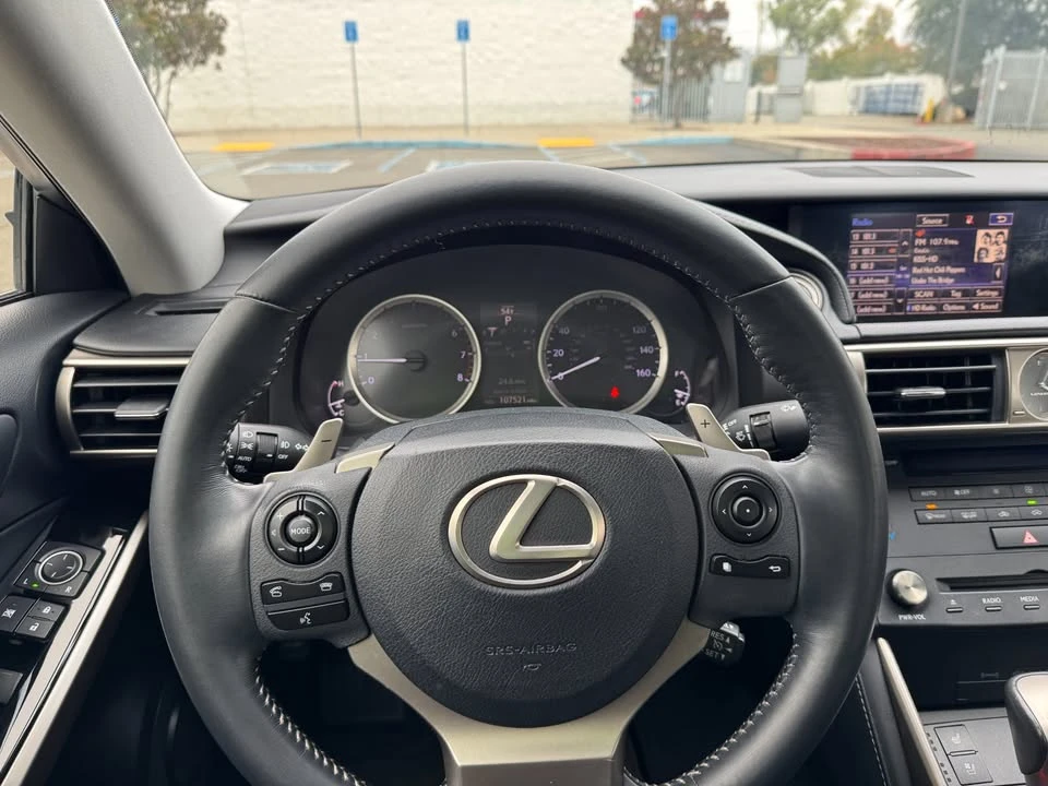 2015 Lexus IS 3rd Gen - Image 17 of 19