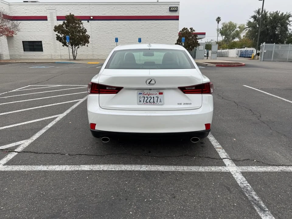 2015 Lexus IS 3rd Gen - Image 5 of 19