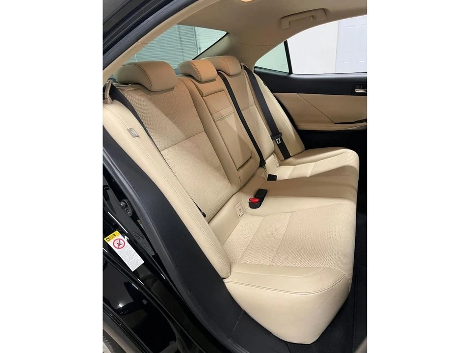 2015 Lexus IS 3rd Gen - Image 16 of 20