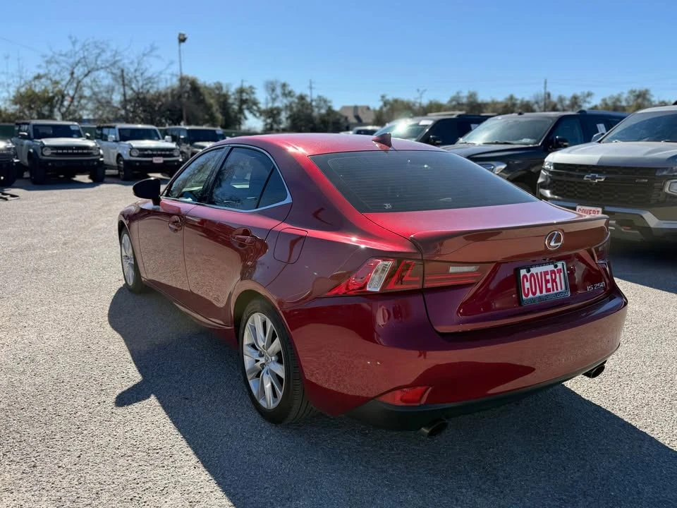 2015 Lexus IS 3rd Gen - Image 4 of 13