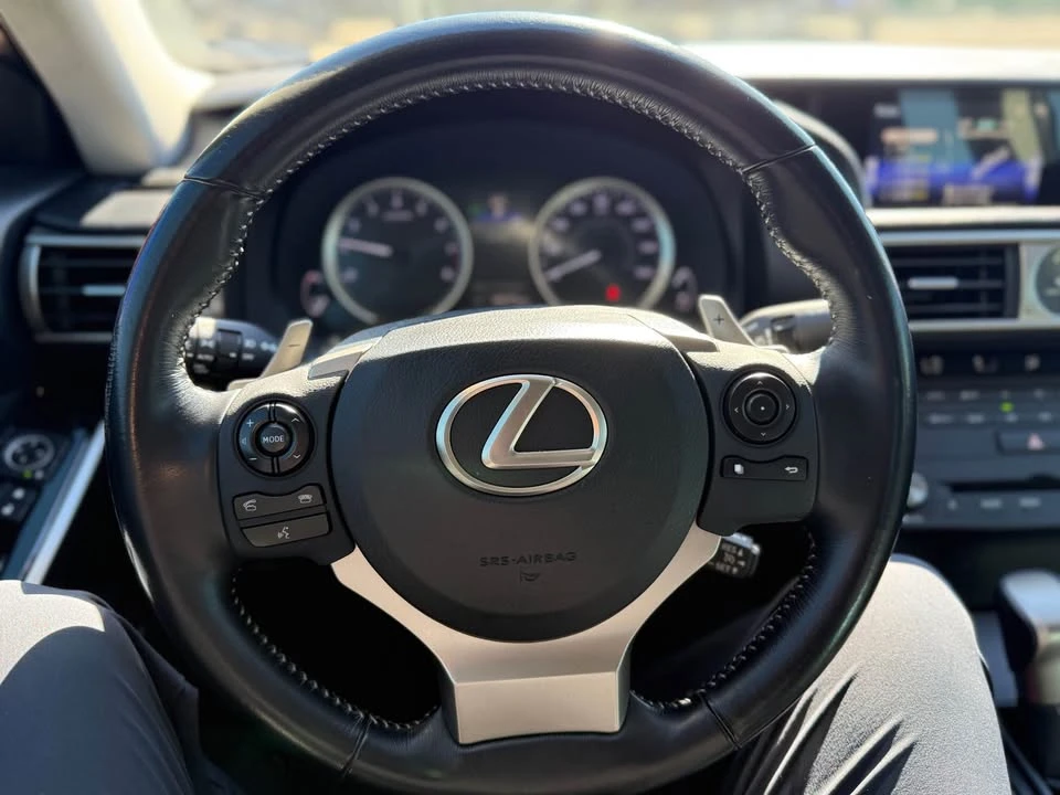 2015 Lexus IS 3rd Gen - Image 8 of 13