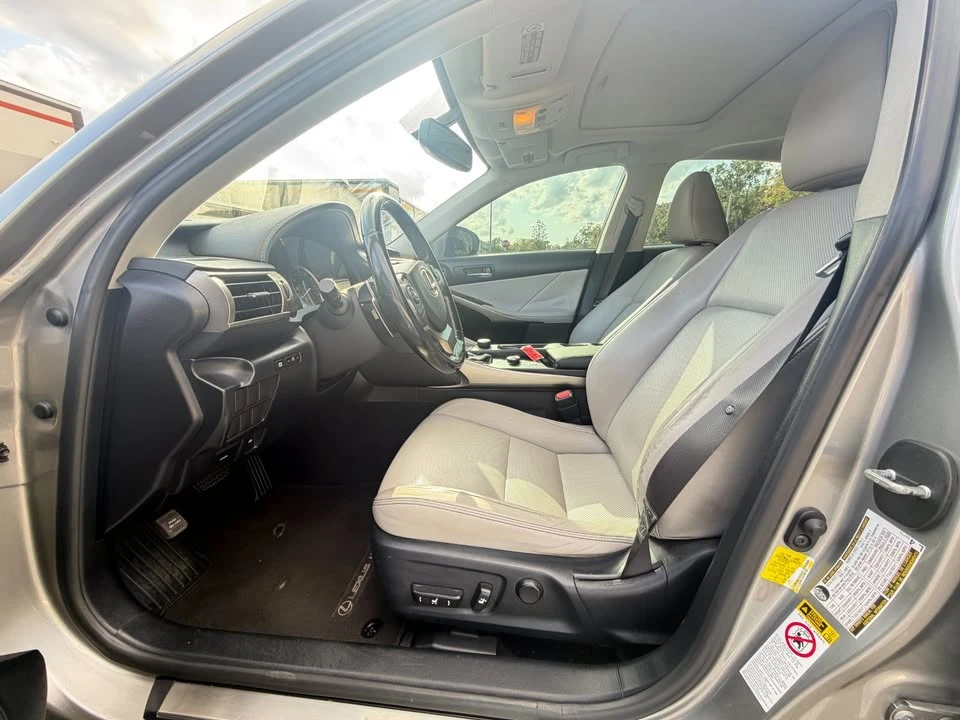 2015 Lexus IS 3rd Gen - Image 10 of 20