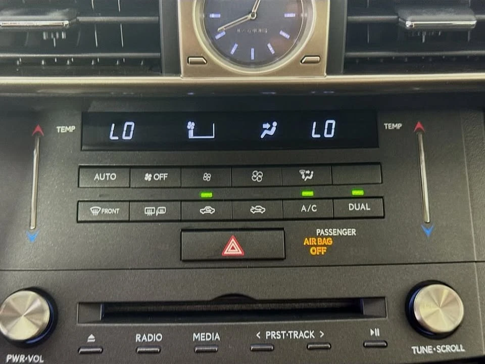 2015 Lexus IS 3rd Gen - Image 19 of 19