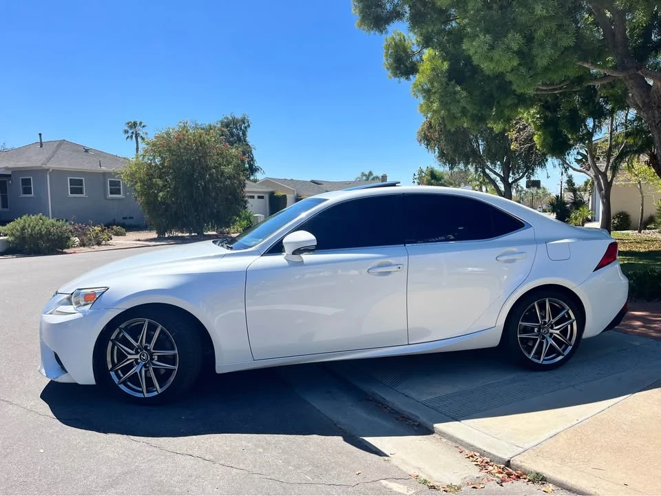 2015 Lexus IS 3rd Gen - Image 6 of 10
