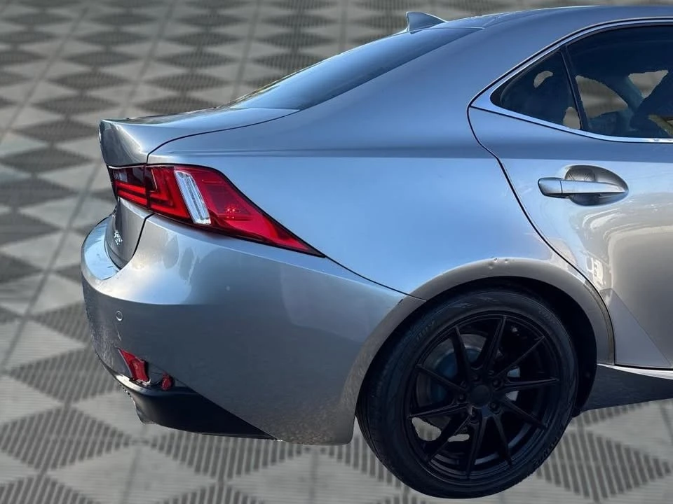 2015 Lexus IS 3rd Gen - Image 15 of 20