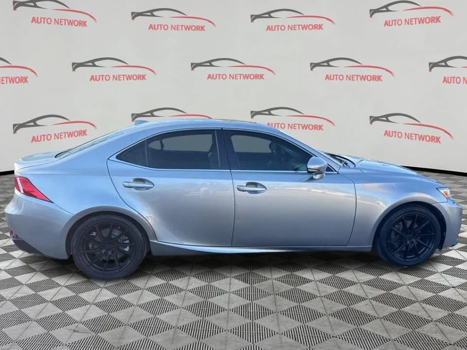 2015 Lexus IS 3rd Gen - Image 4 of 20