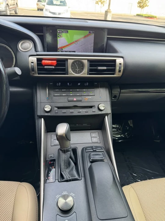 2015 Lexus IS 3rd Gen - Image 16 of 19