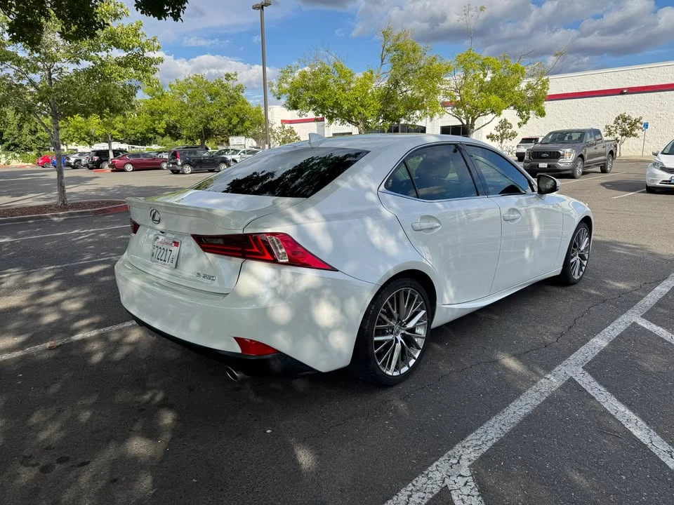 2015 Lexus IS 3rd Gen - Image 5 of 19